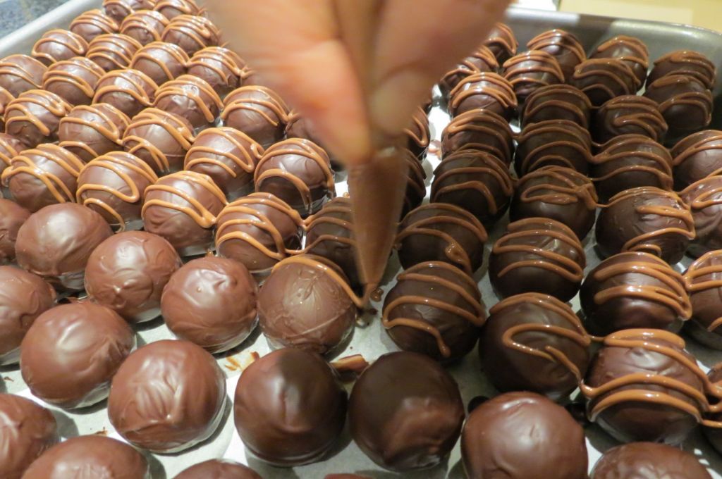 Finally decorating of salt caramels